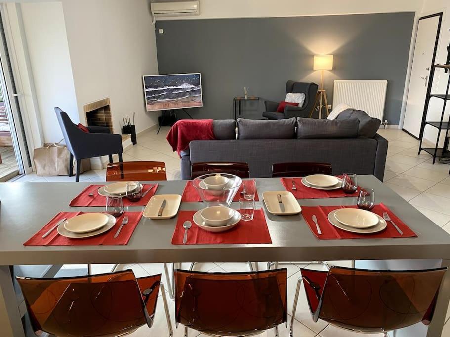 Spacious And Sunkissed 3Br & 2 Bathrooms Apartment Athens Exterior photo