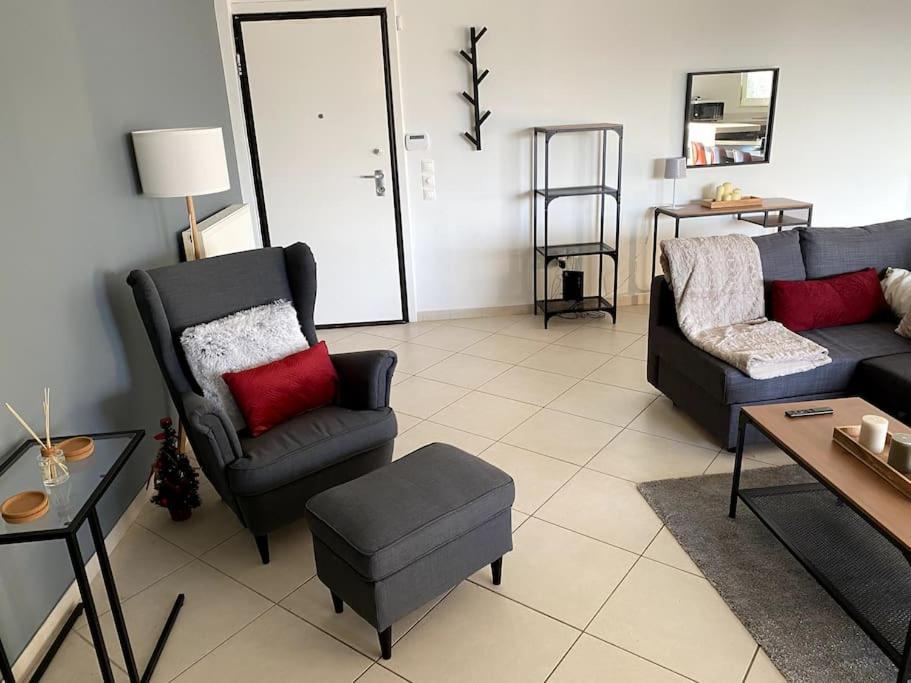 Spacious And Sunkissed 3Br & 2 Bathrooms Apartment Athens Exterior photo